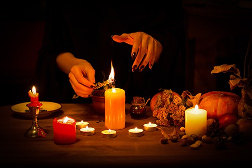 What is a Manifestation Candle?